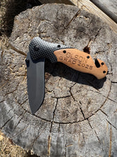 Load image into Gallery viewer, Personalized Carbon Fiber Pocket Knife Tool